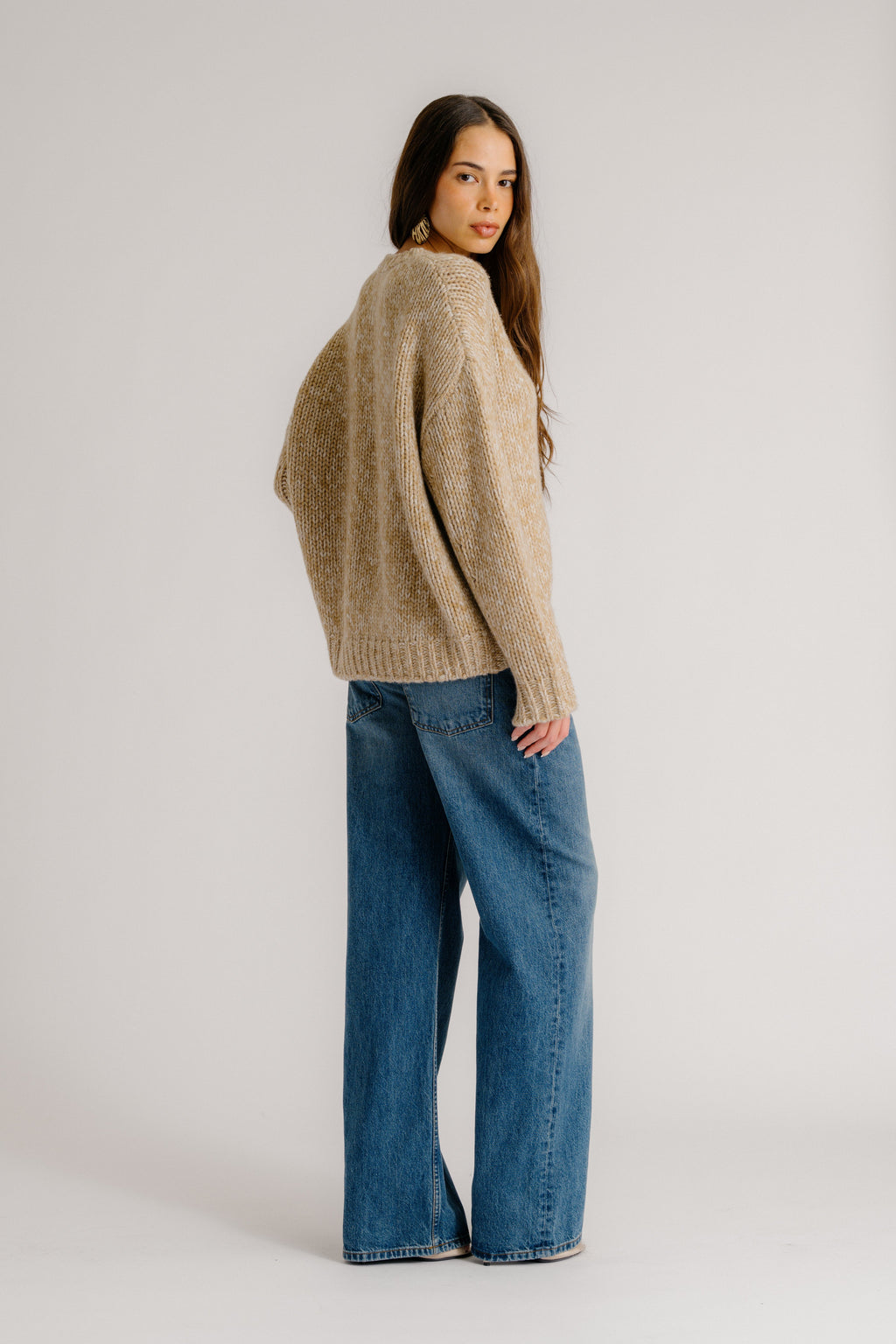 CYPRESS CASHMERE CREWNECK WITH RIB DETAIL | CAMEL MULTI