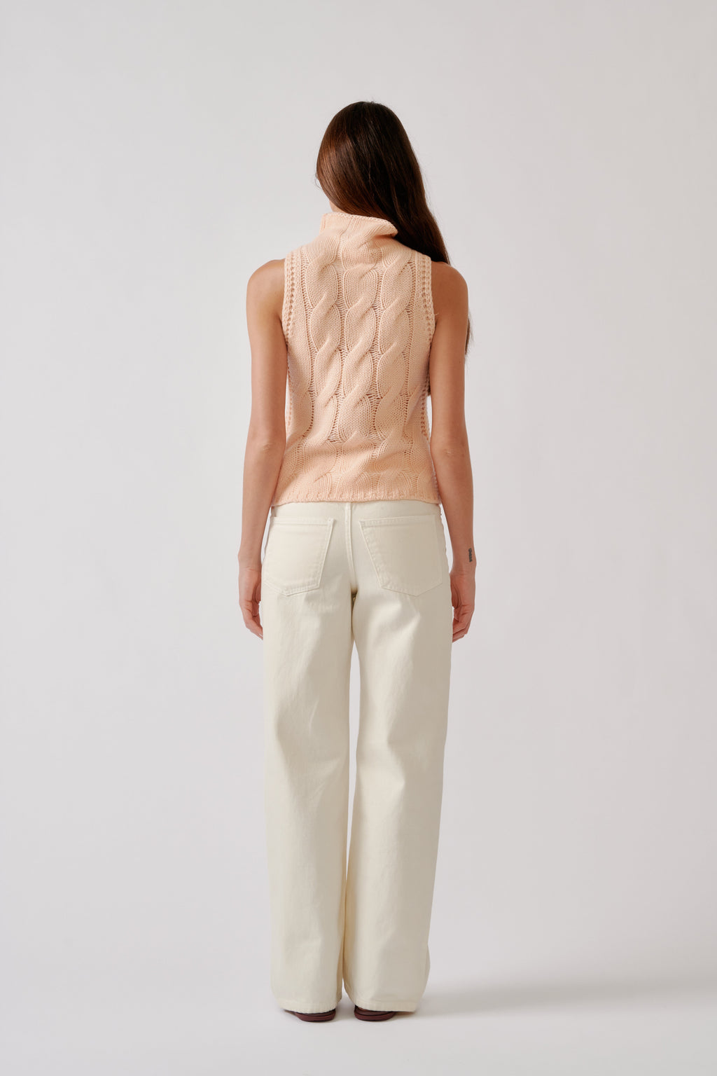 SAIGEY CROPPED SLEEVELESS CASHMERE TURTLENECK | SHERBET
