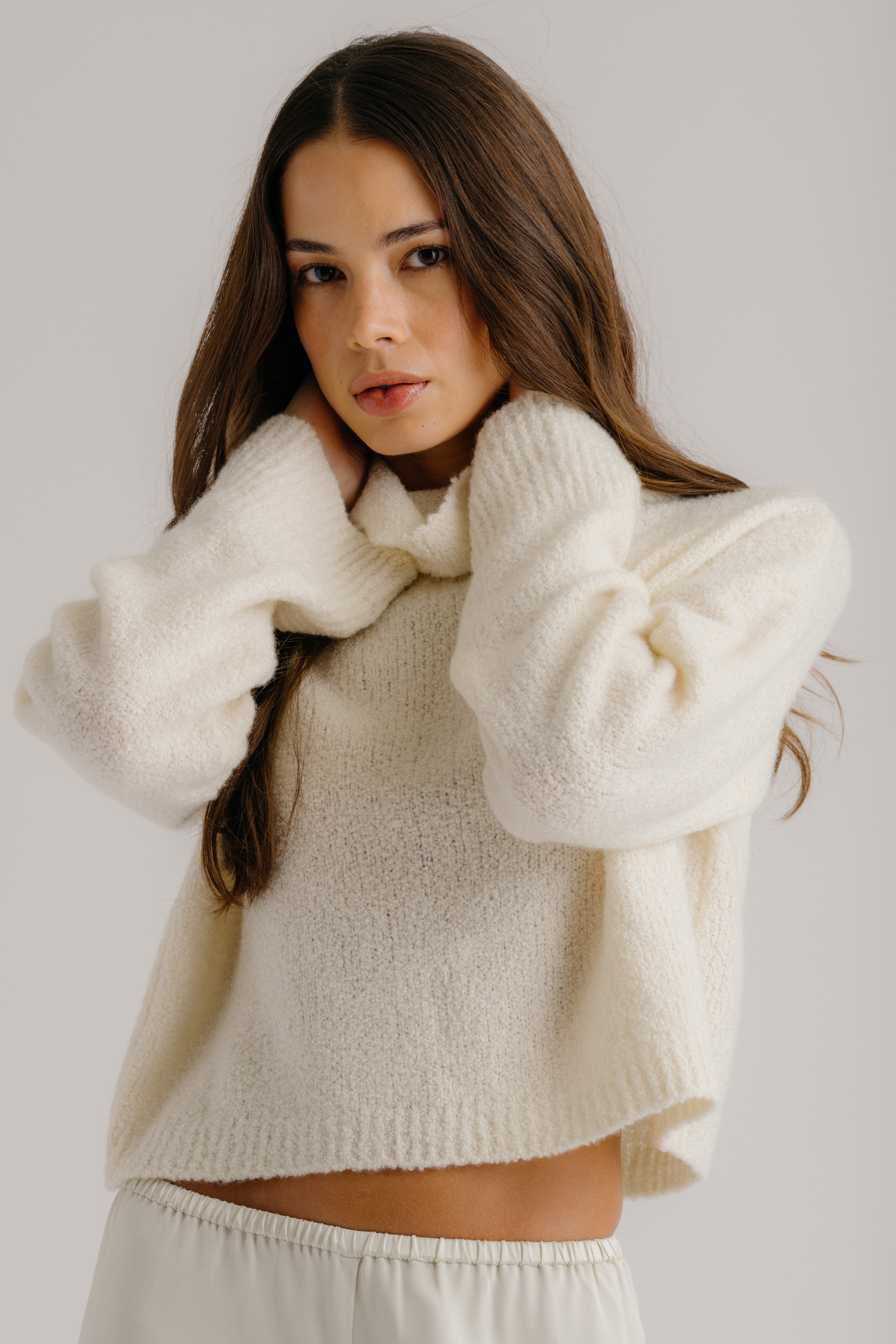 LOLA SLOUCHY CROPPED BOUCLE MOCK NECK | GARDENIA