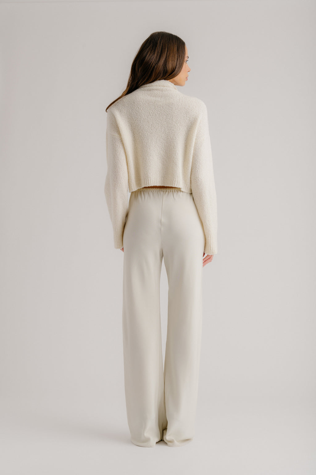 LOLA SLOUCHY CROPPED BOUCLE MOCK NECK | GARDENIA
