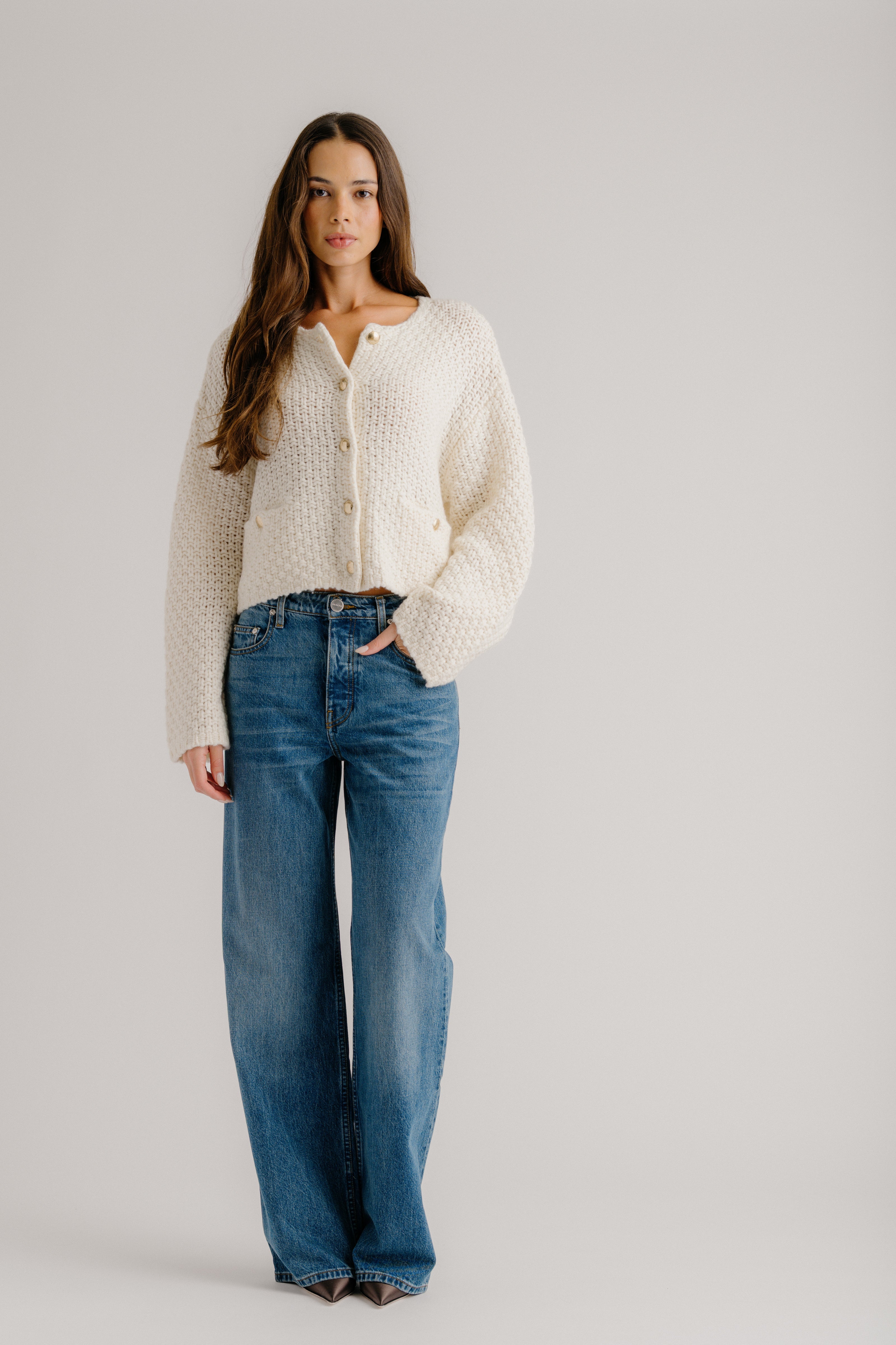 CHARLENE CROPPED WELT POCKET CASHMERE JACKET | GARDENIA